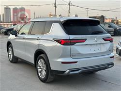 ميتسوبيشي اوتلاندر